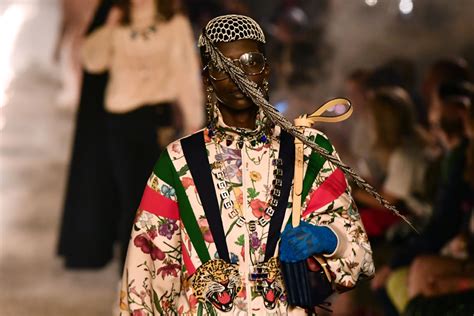 theatre le palace gucci|Gucci to show at the Théâtre Le Palace in Paris this .